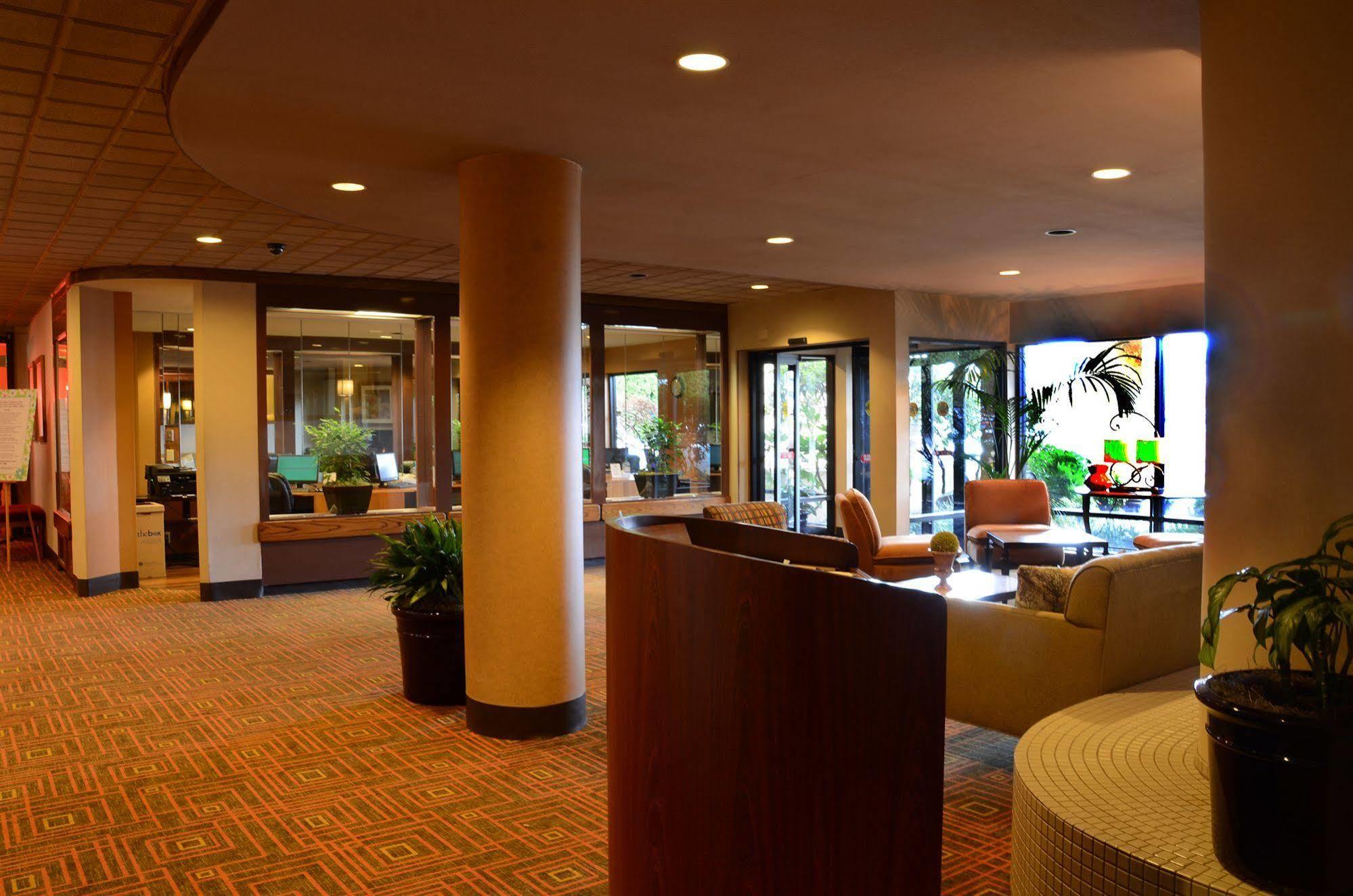 Monarch Hotel & Conference Center Clackamas Exteriör bild